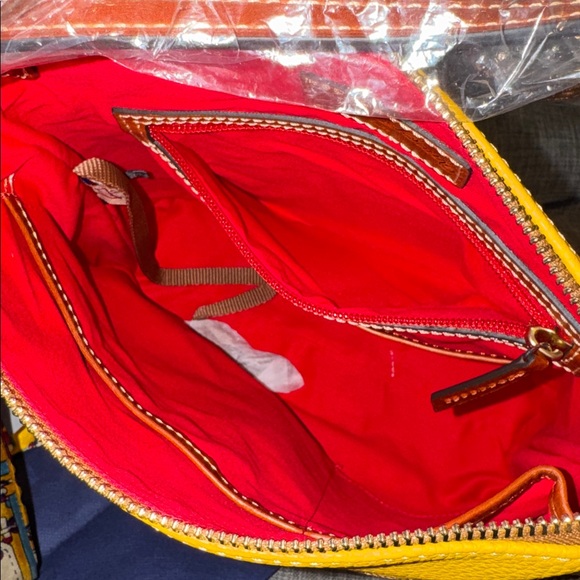 Dooney & Bourke Pebble Grain Mustard Leather Bag Crossbody NWT - Picture 11 of 17